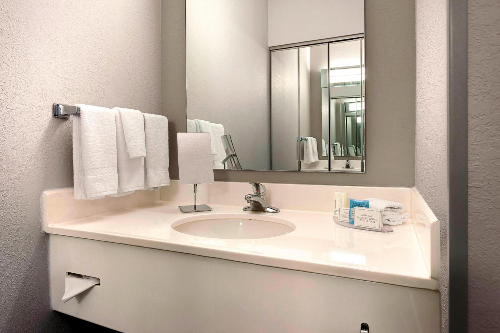 Courtyard By Marriott Myrtle Beach Broadway Eksteriør bilde